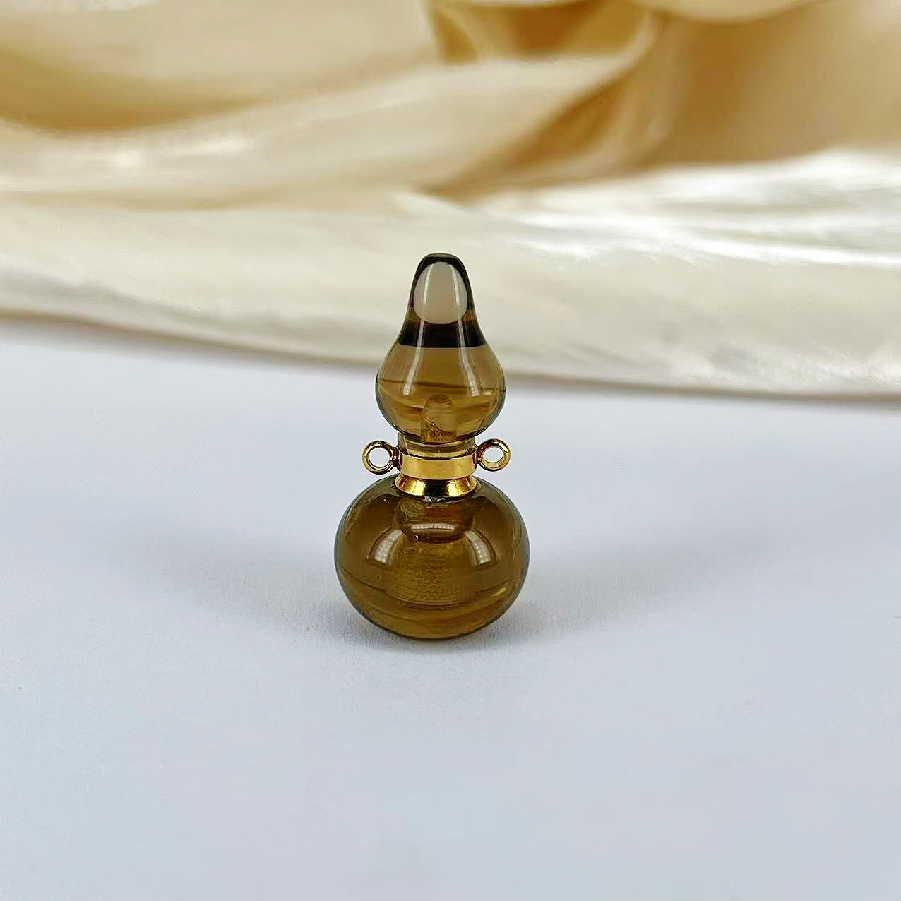 Cinnabar Gourd Perfume & Oil Pendant - 3